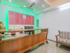 Capital O 80232 Delight Inn