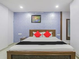 Capital O 80232 Delight Inn