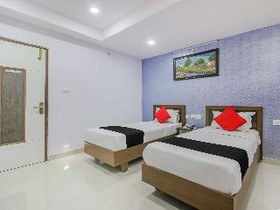 Capital O 80232 Delight Inn