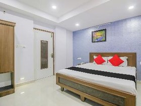 Capital O 80232 Delight Inn