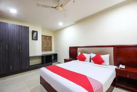 Chandra Grand Hotel by OYO Rooms