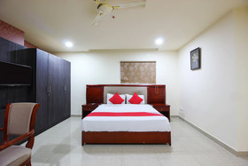 Chandra Grand Hotel by OYO Rooms