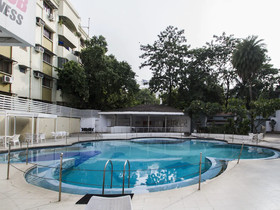 Country Club Begumpet