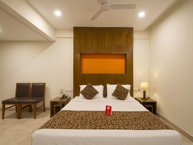 Country Club Begumpet