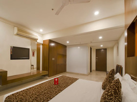Country Club Begumpet