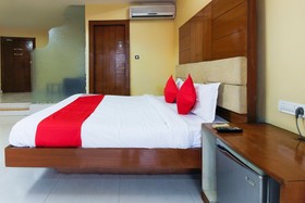 Dera Guest House by OYO