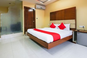 Dera Guest House by OYO