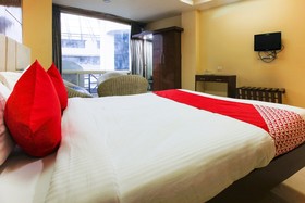 Dera Guest House by OYO