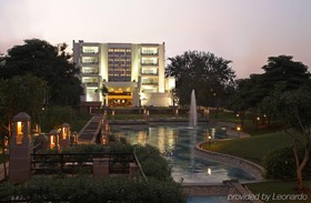 Ellaa Hotel