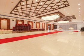 Fabhotel Double Tree