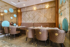 Fabhotel Double Tree