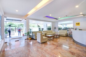 Fabhotel Syberitic Suites