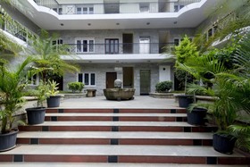 FabHotel Vibrant Jubilee Hills