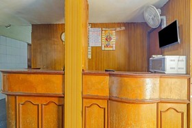 Gayatri Lodge by OYO Rooms
