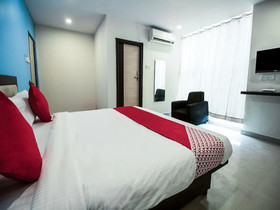 Grand Euro Park Hotel By OYO Rooms