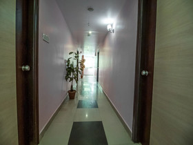 Grand Euro Park Hotel By OYO Rooms