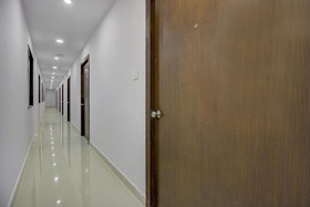 Grand Mythri by OYO Rooms