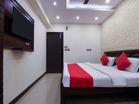 Grand Sandarshini Inn by OYO Rooms