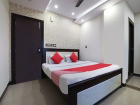 Grand Sandarshini Inn by OYO Rooms