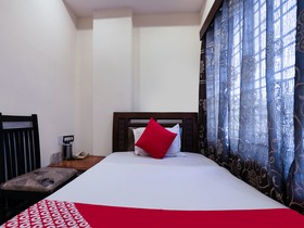 Grand Sandarshini Inn by OYO Rooms