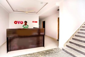 Hamsa The Right Choice by OYO Rooms