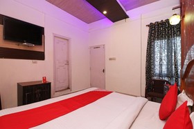 Hamsa The Right Choice by OYO Rooms
