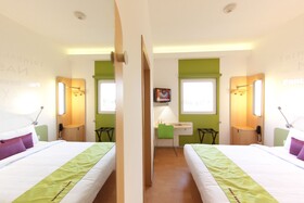 Holiday Inn Express Hyderabad Banjara Hills