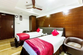Hotel Abinand Grand