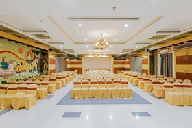 Hotel Abinand Grand