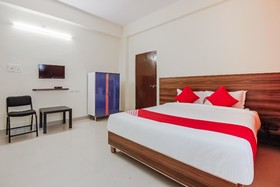 Hotel Banyan Tree by OYO Rooms