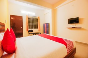 Hotel Banyan Tree by OYO Rooms