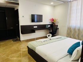 Hotel Elite By Signature Group