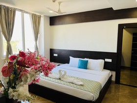 Hotel Elite By Signature Group