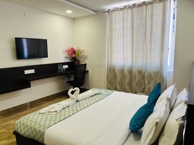 Hotel Elite By Signature Group