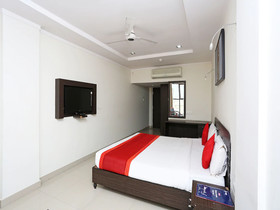Hotel G7 By OYO Rooms