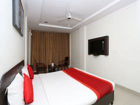 Hotel G7 By OYO Rooms