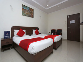Hotel G7 By OYO Rooms