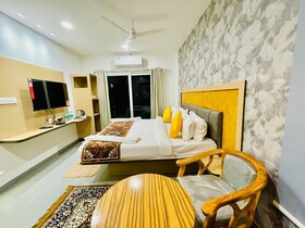 Hotel Lake View Airport Zone