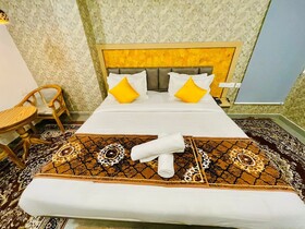 Hotel Lake View Airport Zone