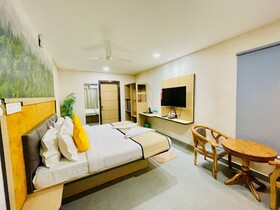 Hotel Lake View Airport Zone