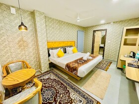 Hotel Lake View Airport Zone