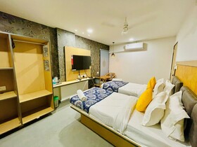 Hotel Lake View Airport Zone