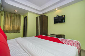 Hotel Lotus Grand