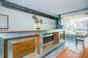 Hotel Lotus Grand