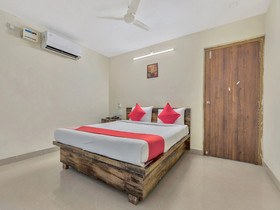 Hotel Lotus Grand by OYO Rooms