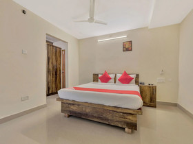 Hotel Lotus Grand by OYO Rooms