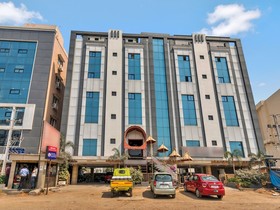 Hotel Lotus Grand by OYO Rooms