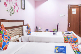 OYO Flagship 77115 Hotel Vaishnavi Palace