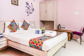 OYO Flagship 77115 Hotel Vaishnavi Palace