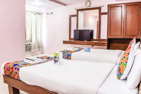 OYO Flagship 77115 Hotel Vaishnavi Palace